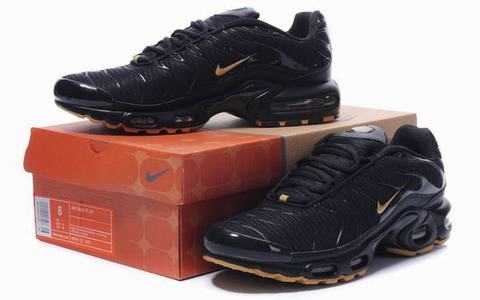 womens nike tns footlocker